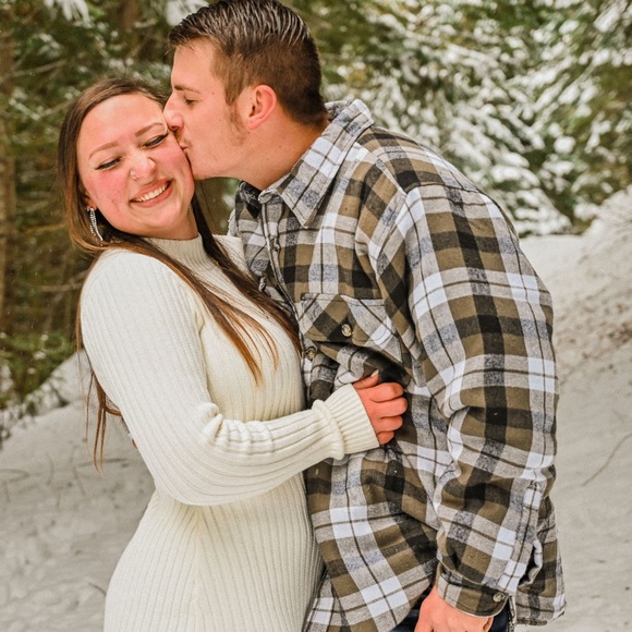 Meet your Posher, Micah - Picture 5 of 7